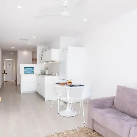 Beachfront With Open Terrace In Canteras Apartment *